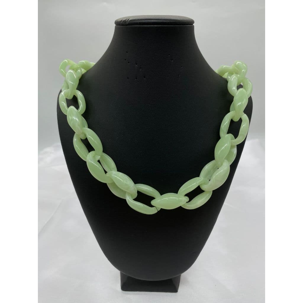 Colar Elo Feminino – Sofisticação e Estilo Atemporal