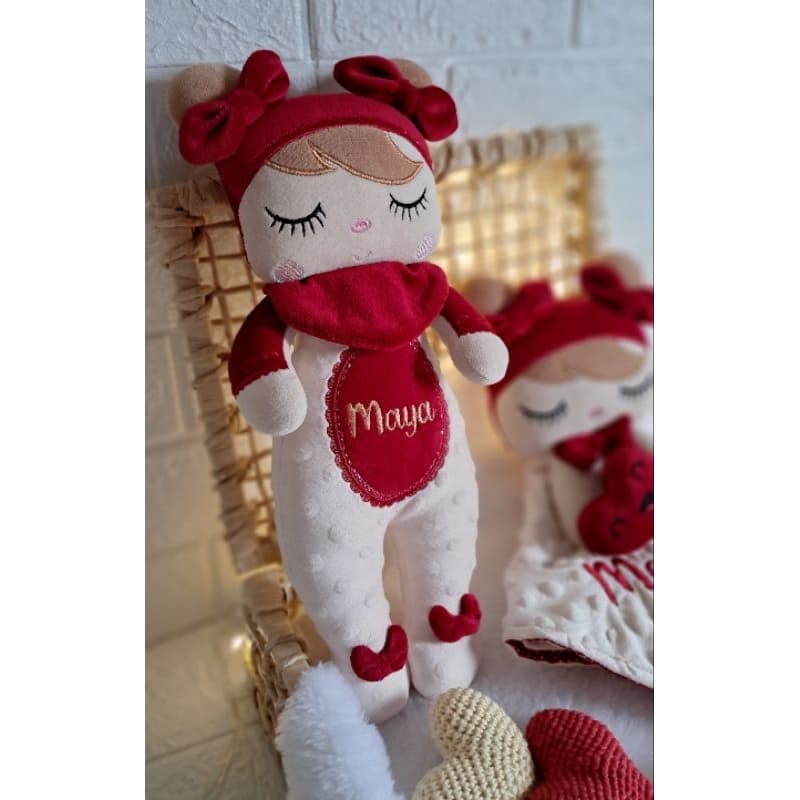 Boneca personalizada Metto com nome/manta pipoquinha antialérgico