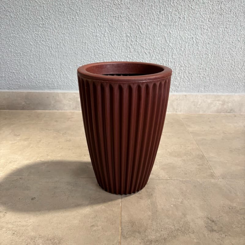 Vaso para Planta em Polietileno Coluna Romana P para decoração interna e externa