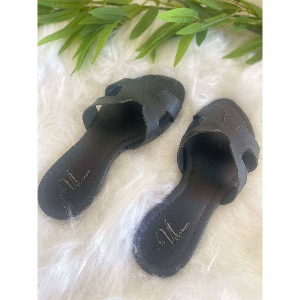 Rasteirinha Sandalia Estilo H Super Confortável Design Único Ajuste Suave e Seguro para Uso Diário e Ocasiões Casuais