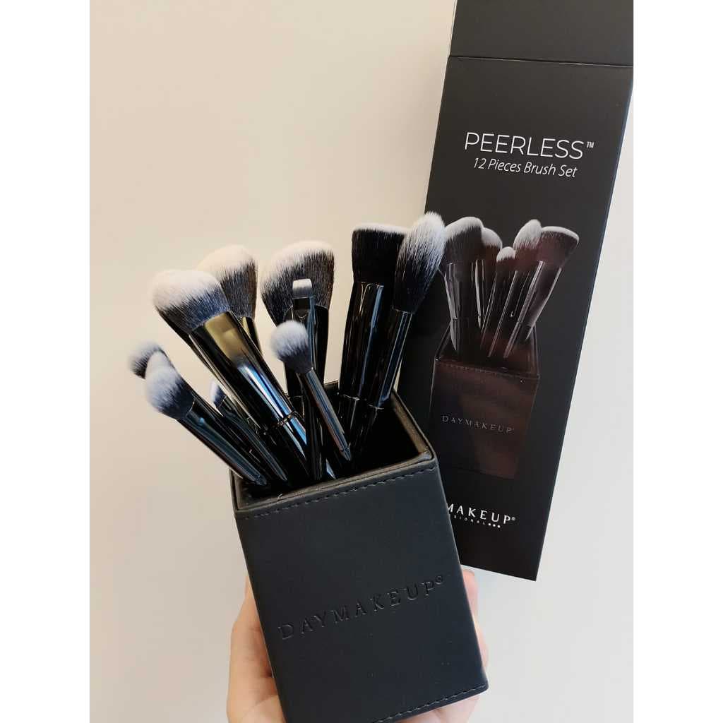 Daymakeup -  Kit 12 Peças Peerless Preto - 12 Pincéis Daymakeup