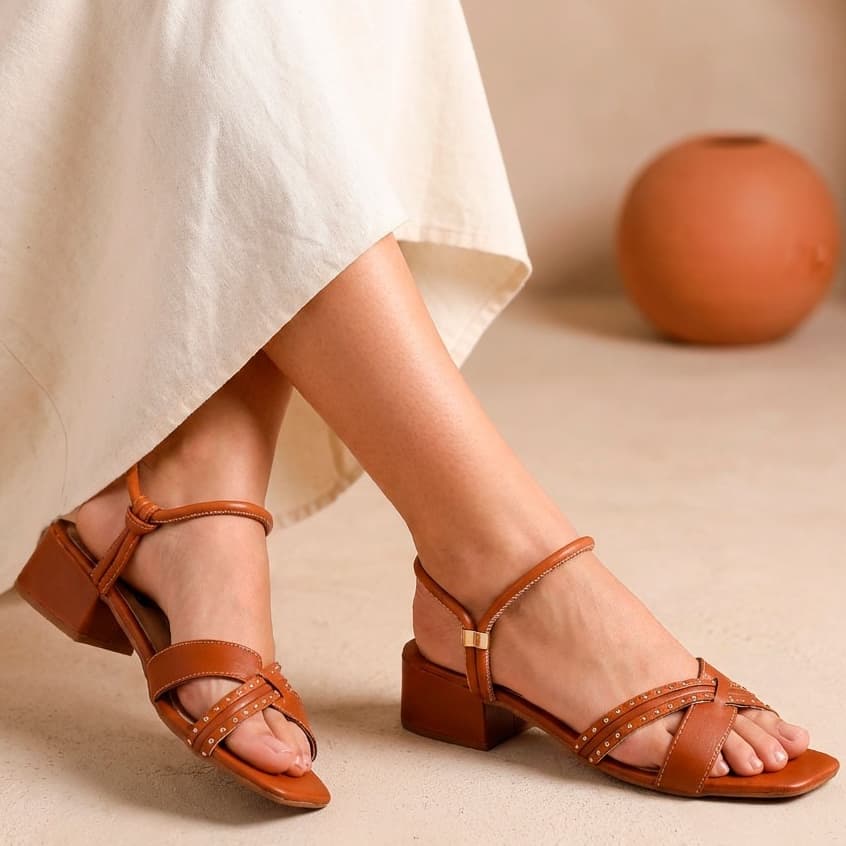 Sandália Feminina Social Casual Elegante com Tachas