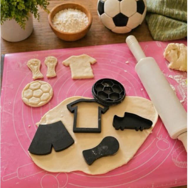 Kit Cortadores Futebol 3D para Biscoito e Pasta Americana | Confeitaria Festa Tema Futebol