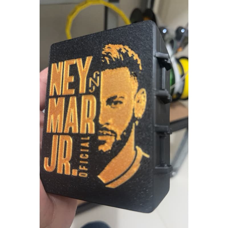 Caixa Porta Figurinhas Copa Do Mundo  - com divisoria no meio comporta até 500 figurinhas Brinde chaveiro Chuteira