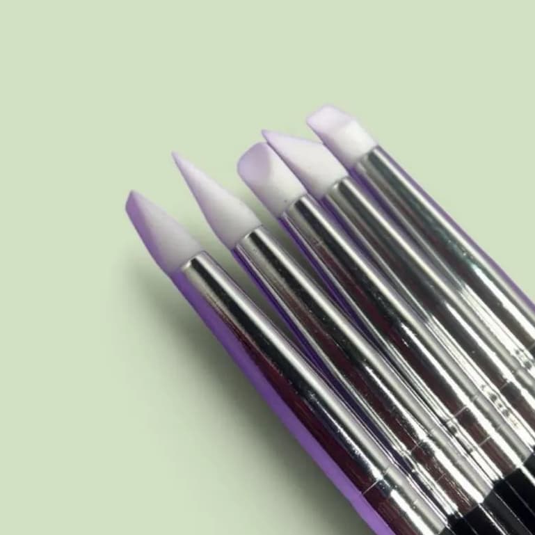 Kit com 5 Pincéis de Silicone para Nail Design