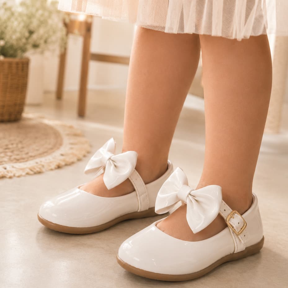 Sapatilha Bebê Menina Verniz Com Laço Lateral Fivela Antiderrapante Confortável