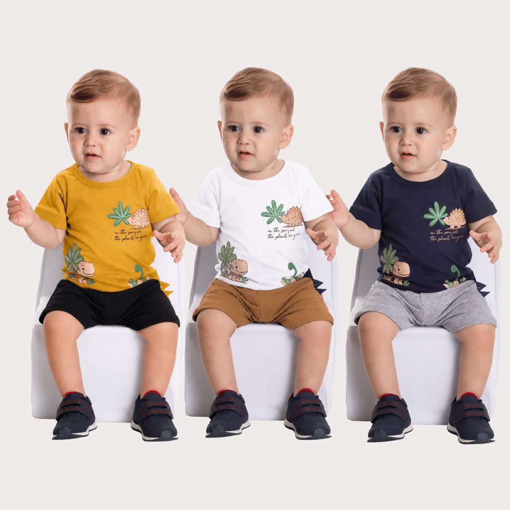 Conjunto Bebê Menino Camiseta Meia Malha e Short Moletinho Dinossauro 3 a 12 Meses