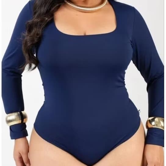 Body Decote quadrado plus size manga longa