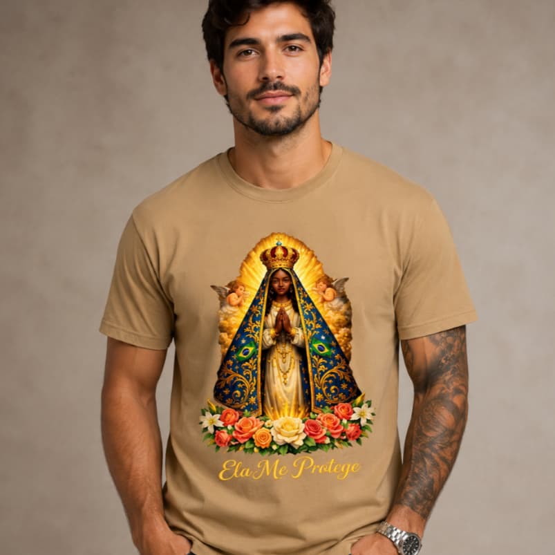 Camisa Camiseta Nossa Senhora Aparecida Feminina Masculina Católica Fé Religiosa Ela Me Protege