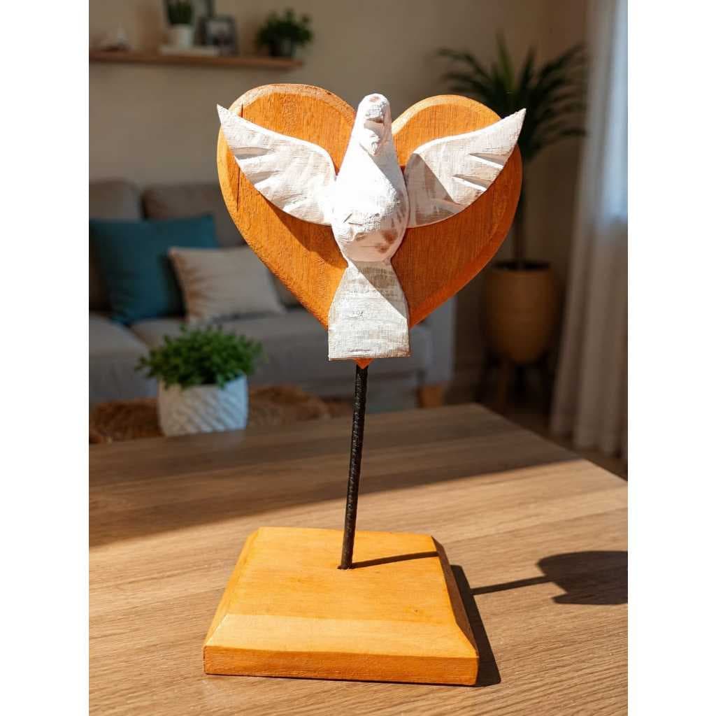 Decoração Coração Divino Espiro Santo Suporte Rustico