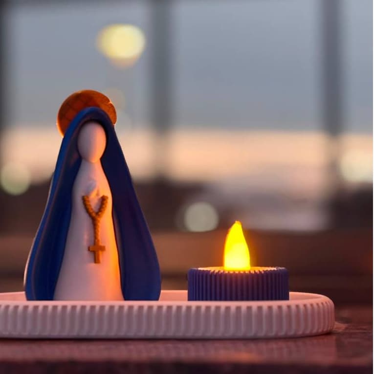 Escultura Decorativa Nossa Senhora em impressão 3d 2 cores - Azul Escuro