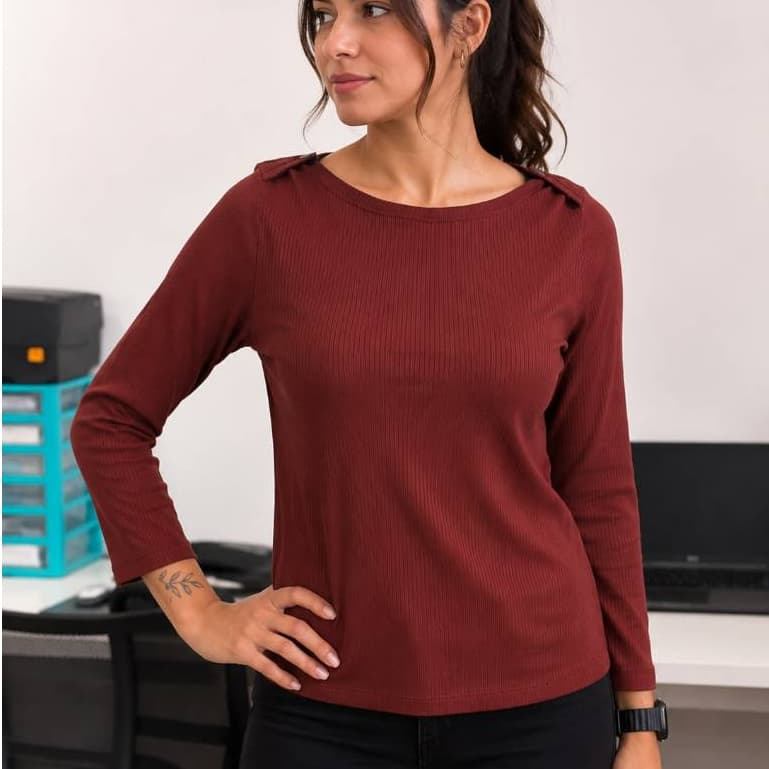 Blusa Canelada de Manga Longa