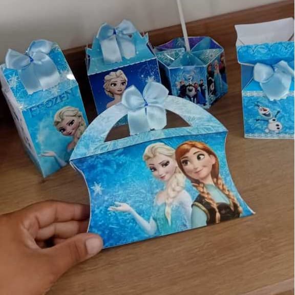 KIT 25 CAIXINHAS VARIOS TEMAS (5 MODELOS DE CADA) PERSONALIZADAS COM TEMA