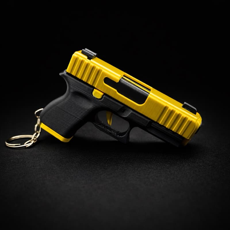 Chaveiro Glock com Ferrolho Articulado Perfeito Para Mochilas