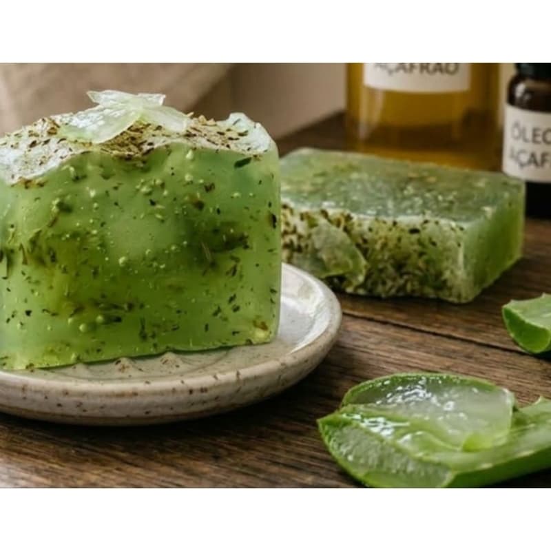 sabonete natural anti espinhas, cravos, acnes, de alecrim e babosa