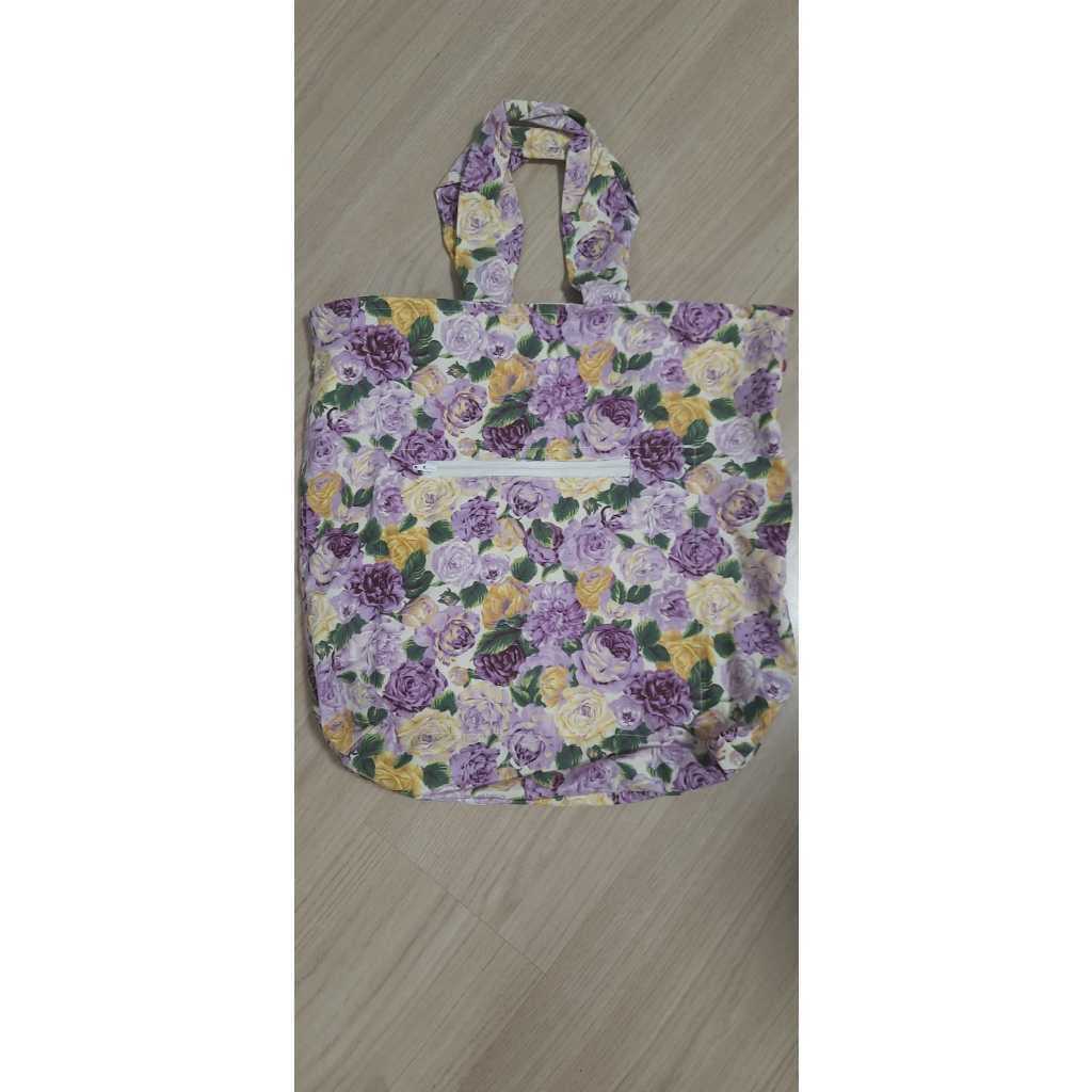 Bolsa com alça de mão