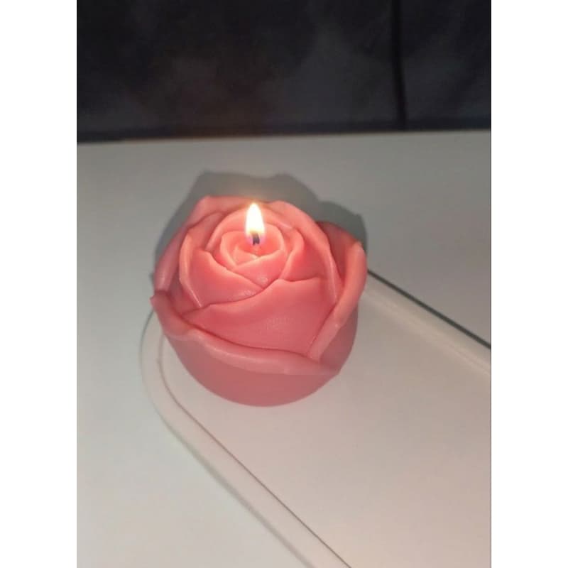 Vela Aromática Rosa 🌹/ vela artesanal / cera vegetal/ floral/ vela perfumada/ vela temática