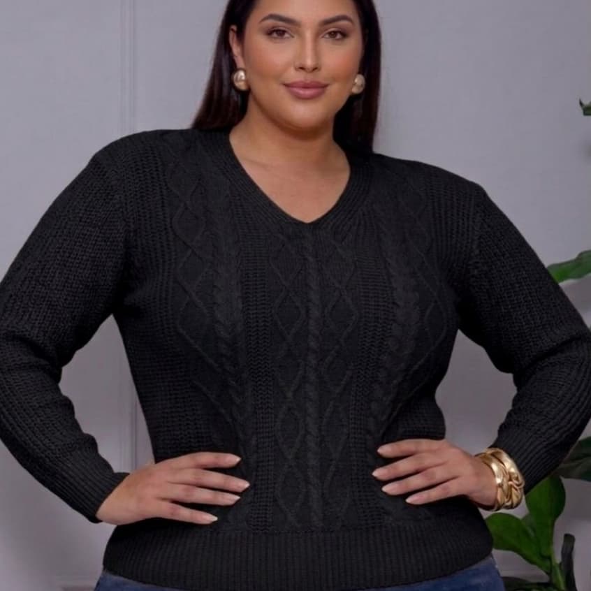 Blusa Feminina Plus Size em Tricot Suéter Trabalhado Decote em V Lançamento 2026