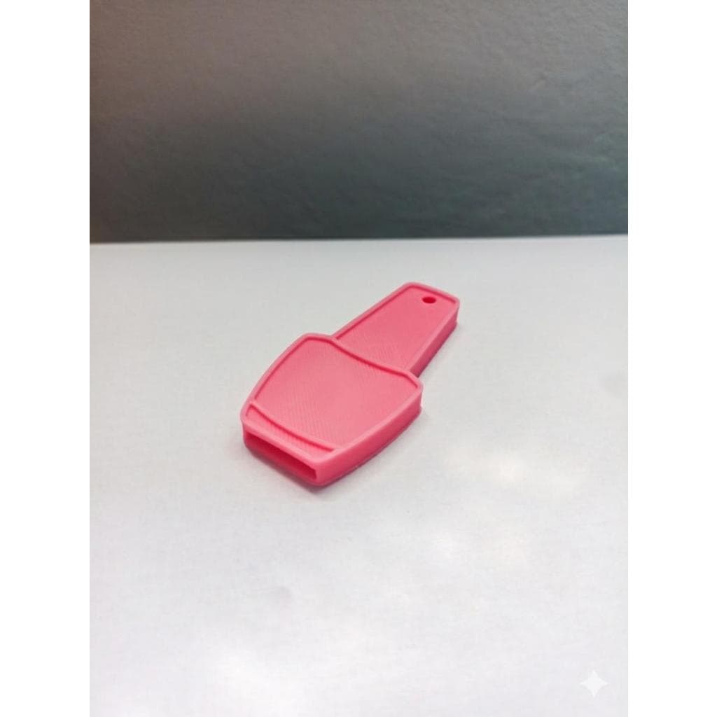 Abridor de lata em formato de esmalte