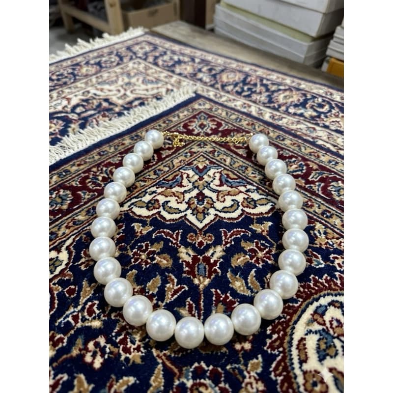 Colar de Pérolas Clássico Elegante Feminino com Fecho Dourado Luxo
