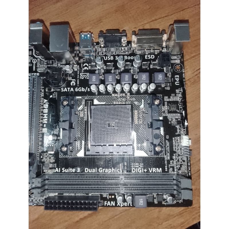 Placa-Mãe A88 Socket FM2+ • DDR3 • HDMI • USB • LAN • Compatível com APU AMD FM2/FM2+