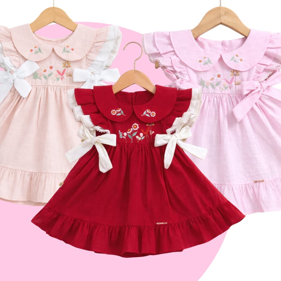 Vestido Infantil Gola Bordada e Ajuste Lateral Vestido de Bebê Menina Delicado com Laços Laterais