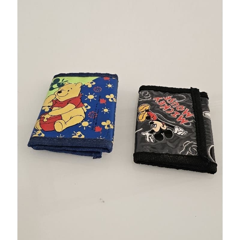 Carteiras Infantis Retrô dos Anos 90 - Mickey Mouse e Ursinho Pooh