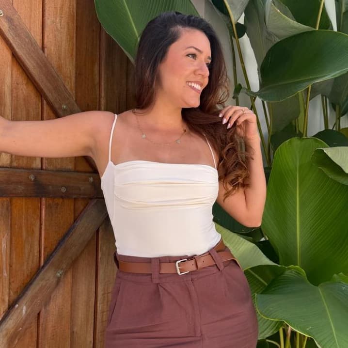 Regata Plissada Feminina Alcinha Poliamida Premium Forro Duplo Não Transparente Elegante Moda Blogueira Tendência 2026