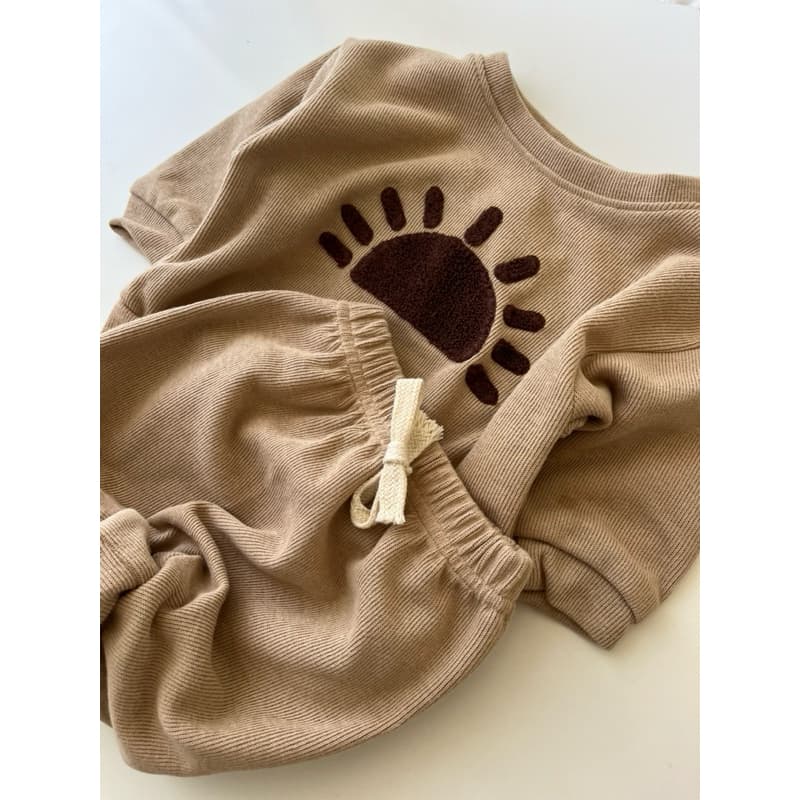 Conjunto de Bebê Unissex (06 meses) Sol
