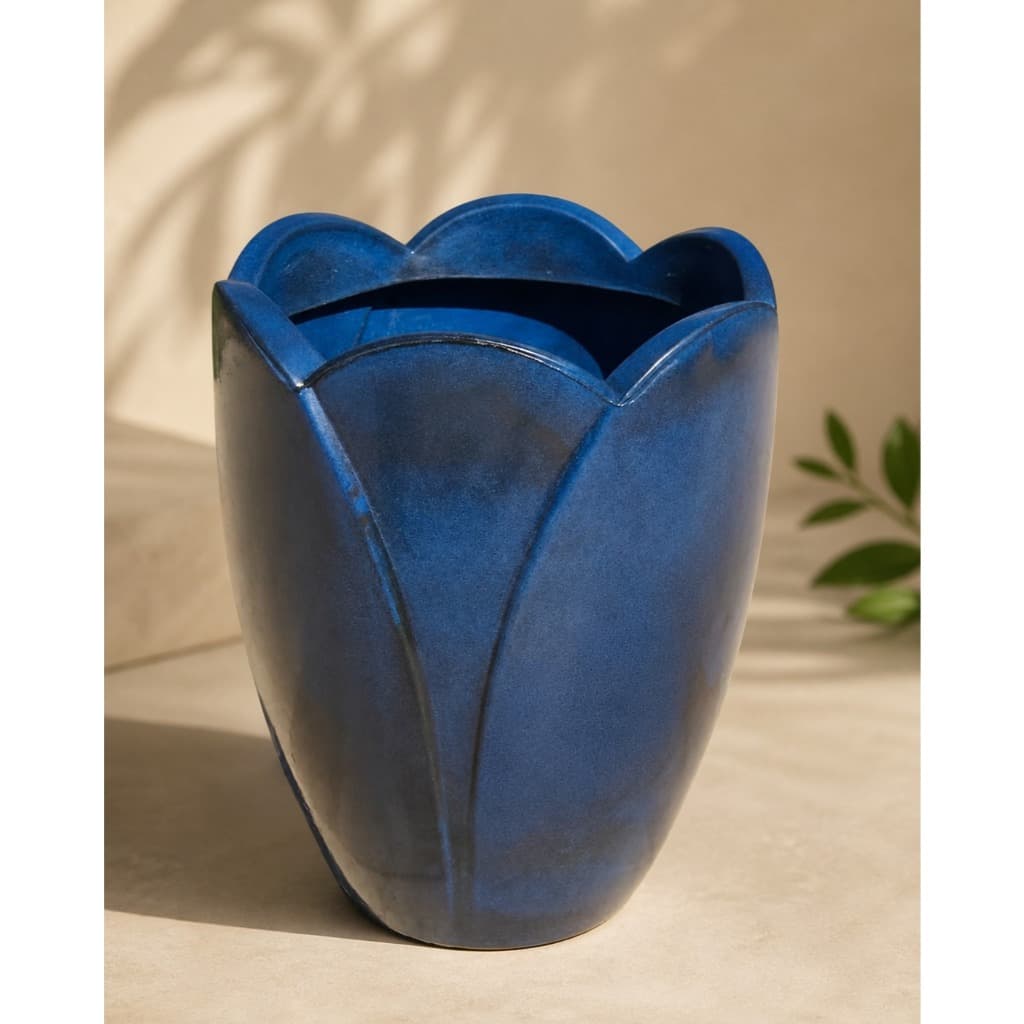 Vaso Tulipa Grande Decorativo Para Plantas 46x37x20 cm em Polietileno - Para Salas Varandas Jardins