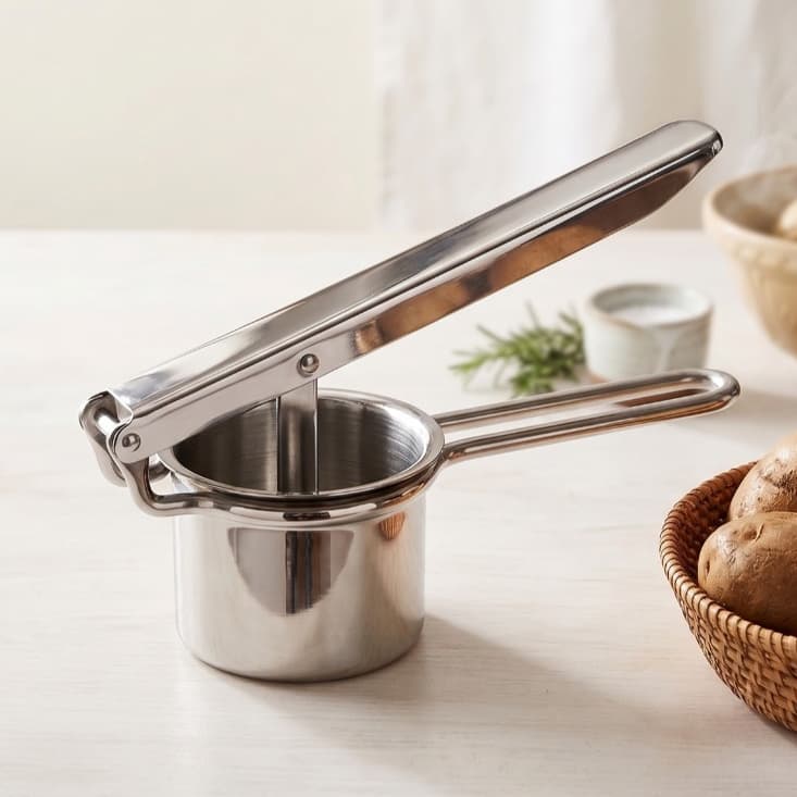 Amassador Espremedor Batatas Legumes Cozinha Inox Profissional Prático Purê Liso