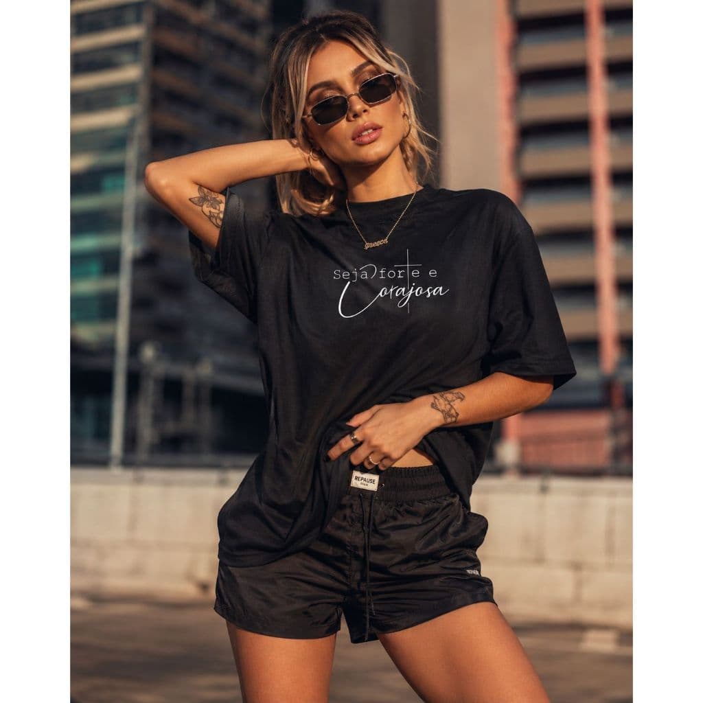 Camiseta Feminina T-Shirt  Premium Estampada Casual Moda Urbana Confortável