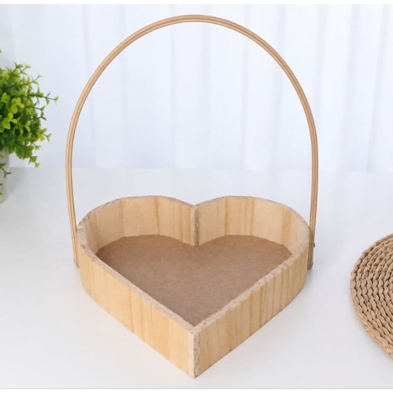 Coração de Madeira de 25 cm com Alça Sintetica- Artesanato, Decoração, DIY, Lebrancinha