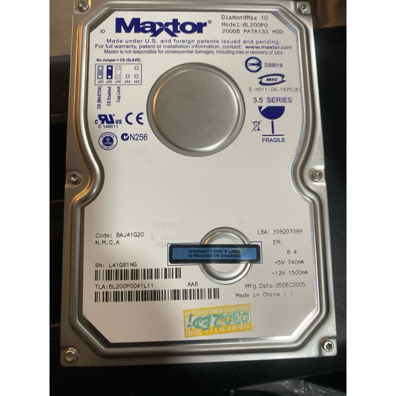 maxtor de pc  modelo 6 l 200 po 200 hd 3.5 series