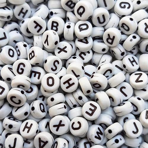 Kit Miçangas de Letras do Alfabeto Atacado Branca e Preta + Brinde