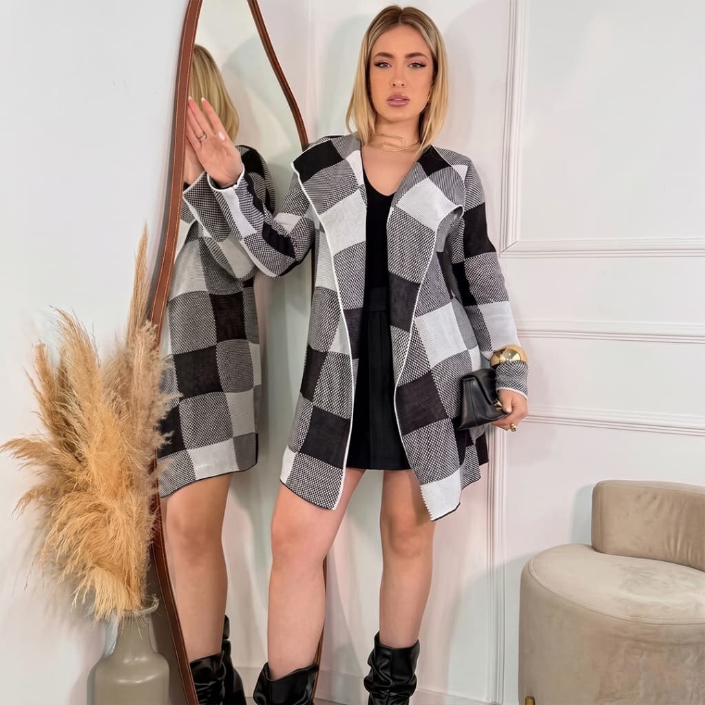 Casaco Cardigan Feminino com Modelagem Solta para Conforto
