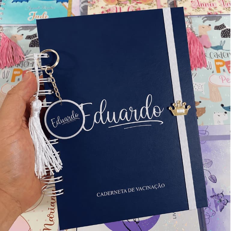 Caderneta de Vacinação Menino Azul Marinho Personalizada com o Nome Ediçao Atualizada