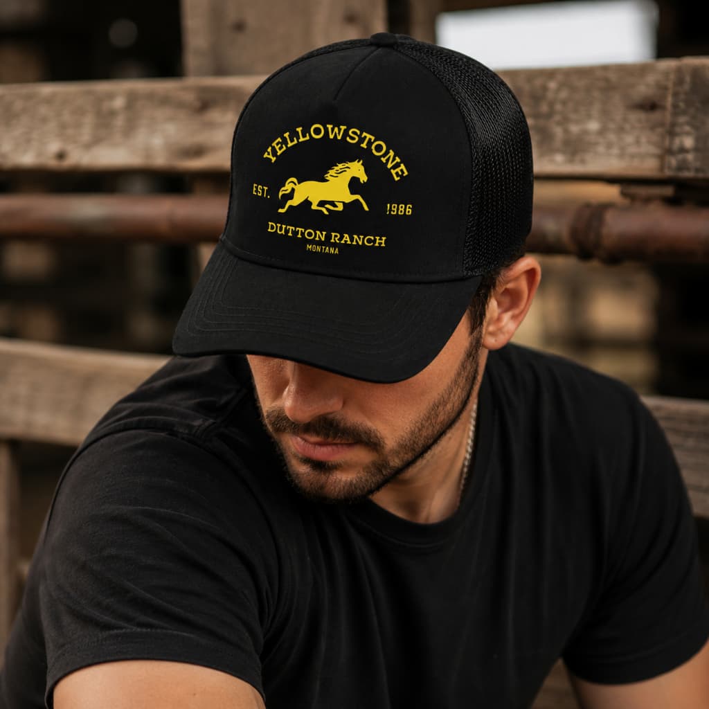 Boné Masculino Trucker Yellowstone Dutton Ranch Preto Aba Curva Country Ajustável