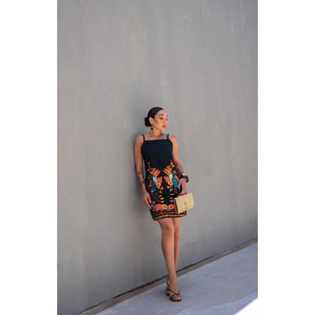 Vestido Feminino Curto Estampado Tropical com Alças Finas | Leve, Elegante e Confortável