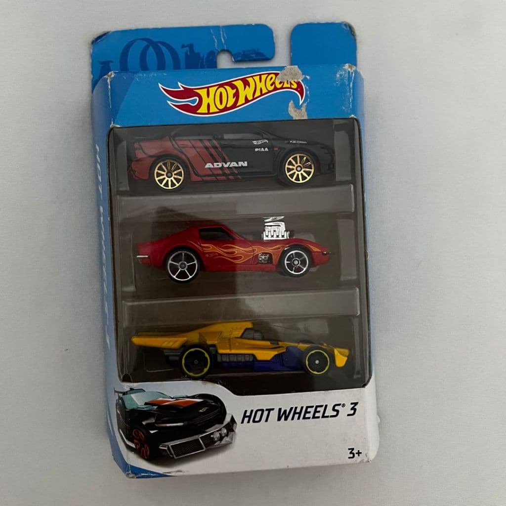 Carrinho Hot Wheels Pack Com 03 Carrinhos - Mattel Miniaturas - Original - Coleção