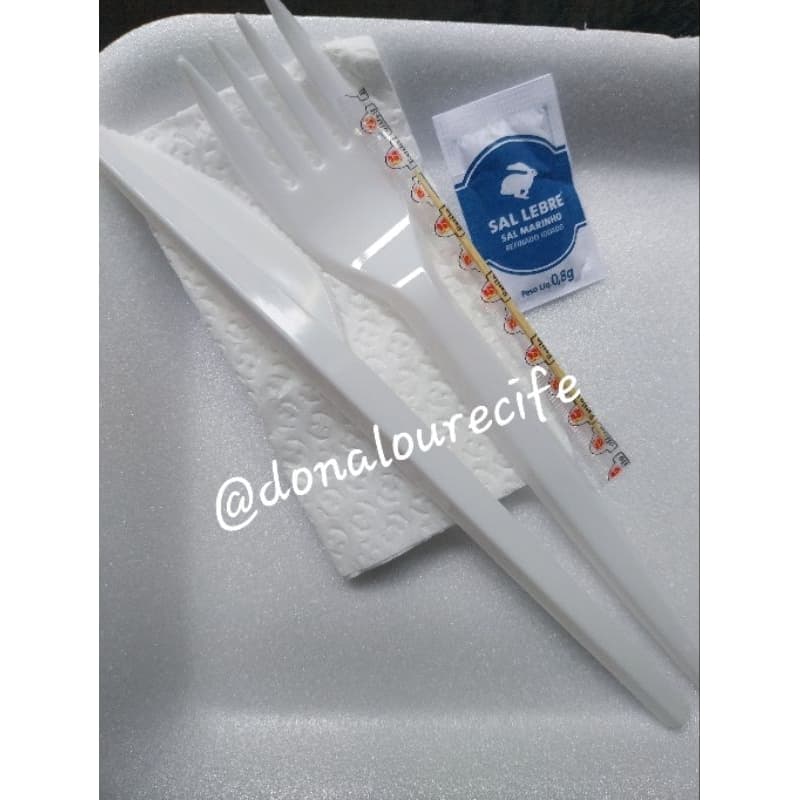 Kit Descartável Completo para Refeição – Garfo + Faca + Guardanapo + Sal + Palito de Dentes | Embalado Individualmente