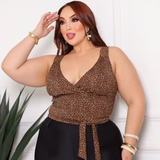 Cropped Plus Size Feminino Confortável Decote v e Amarração na cintura