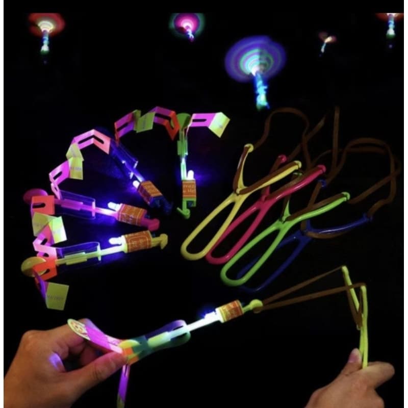 Kit 5/10/15/20 Brinquedo Avatar Voador Rotativo Foguete Lançador Estilingue Brilha Luz De Led Helicoptero