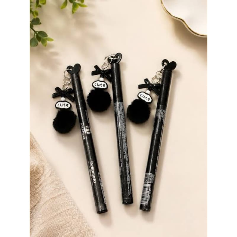 Caneta Delineadora Lua e Neve com Chaveiro de Pompom 🖤