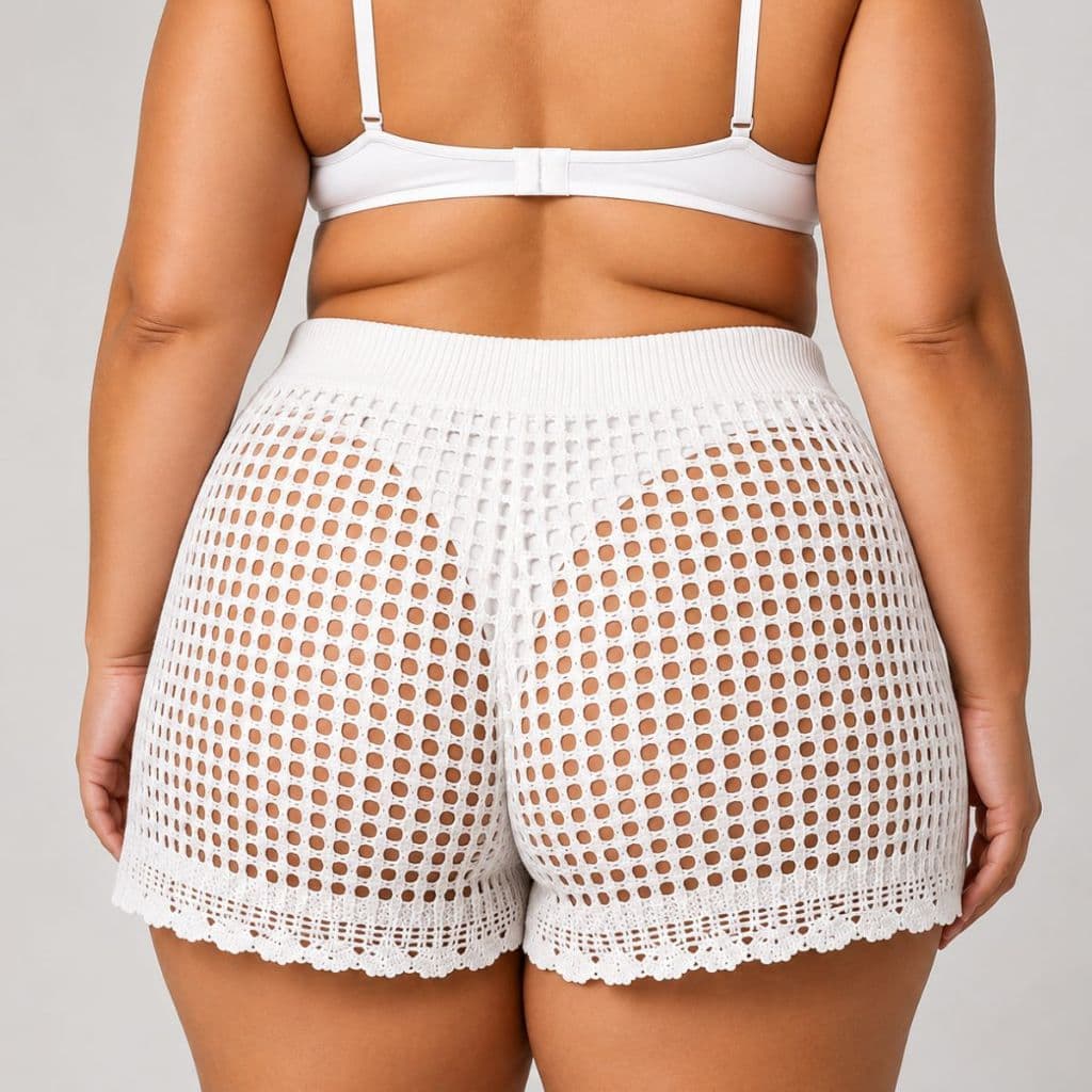 Short Feminino Tricô Crochê Vazado Plus Size Saída de Praia Moderna e Estilosa Envio Imediato