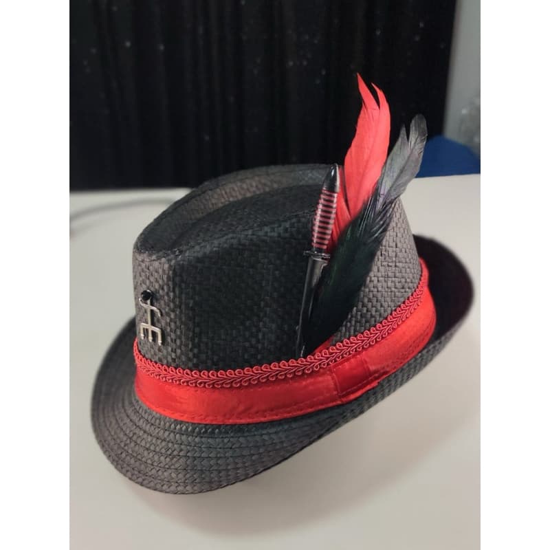 Chapéu Exú luxo preto vermelho penas de galo, Exu tiriri, Exu marabô umbanda candomblé quimbanda