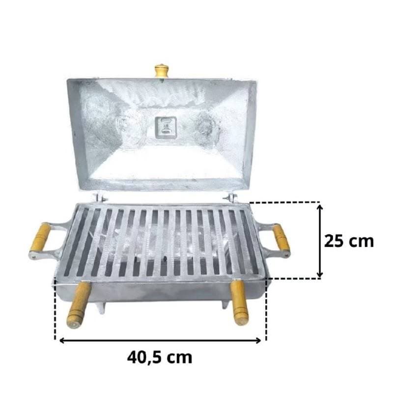 Churrasqueira quadrada em aluminio ,pegada em madeira ,otima qualidade
