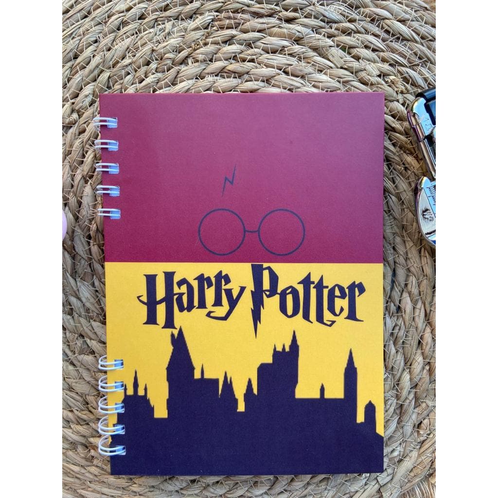 Caderno Harry Potter Personalizado | Tamanho A5 | Caderno Escolar / Universitário | Presente para Fãs de Harry Potter
