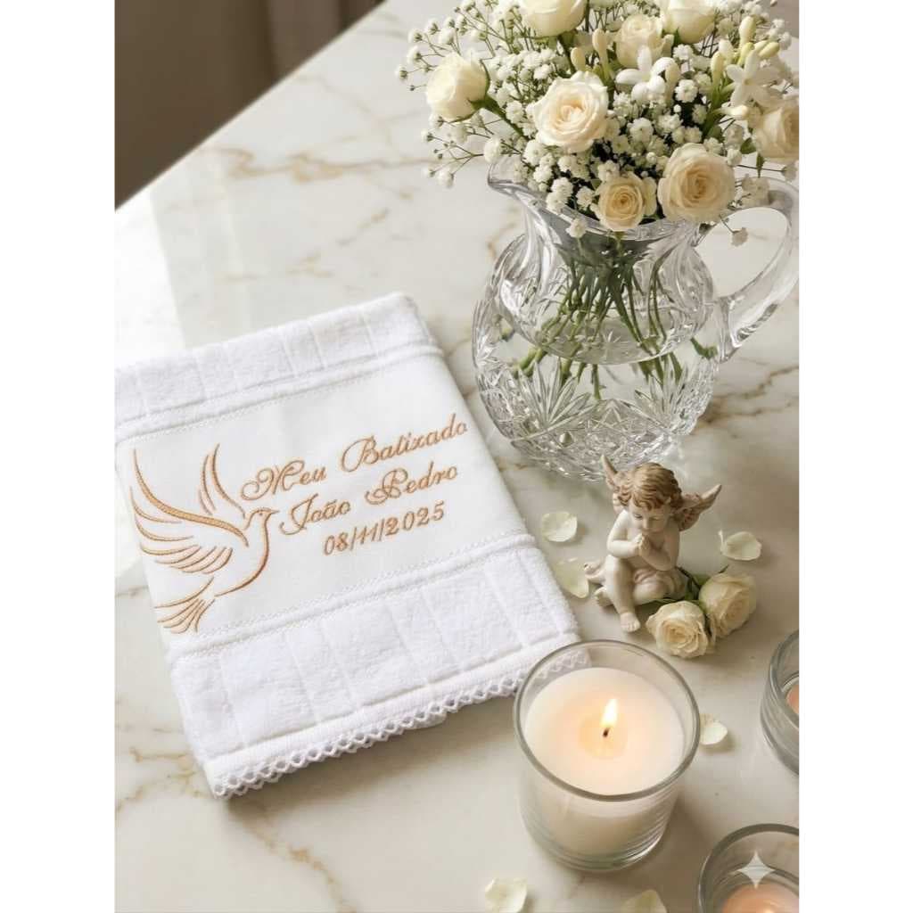 Toalha de Mão Dohler Artesanalle Bordada Meu Batizado Espirito Santo Religioso Picueta