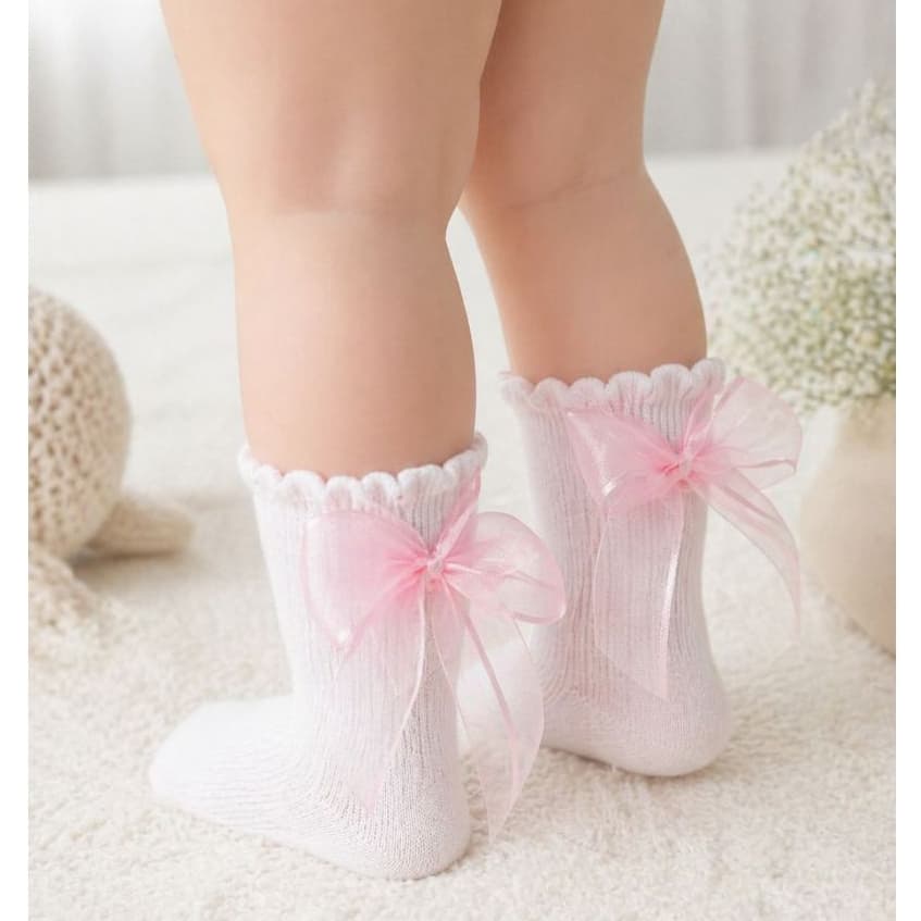 Meia Infantil Cano Médio Laço Atrás em Tule Delicada Elegante Bebê Luxo Batizado Casamento Look